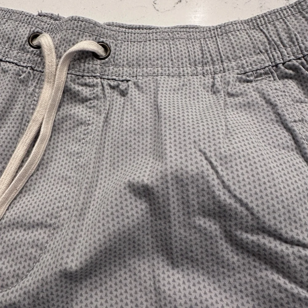 Hollister Men's Stretch 7” Jogger Shorts - Picture 2 of 4